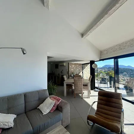 Villa La Maison Du Poète