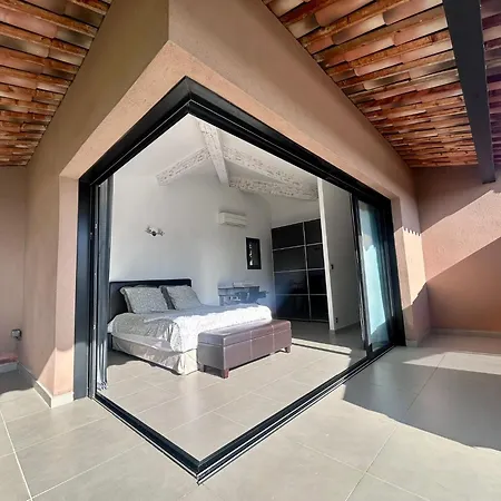 Villa La Maison Du Poete *